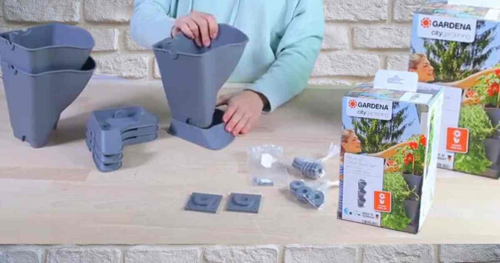 Unboxing The Plastic Vertical Garden Wall 